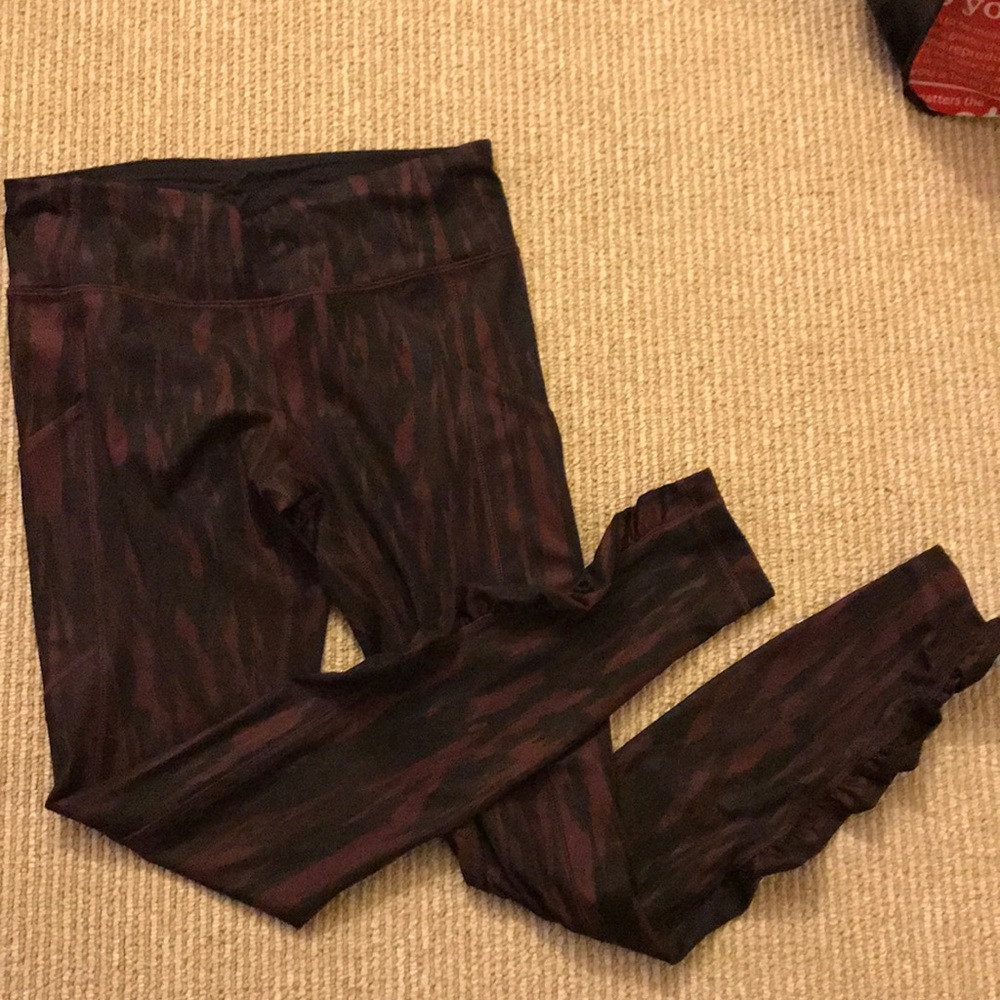Lululemon Speed tight size 6